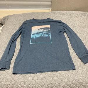 Long sleeved Tshirt